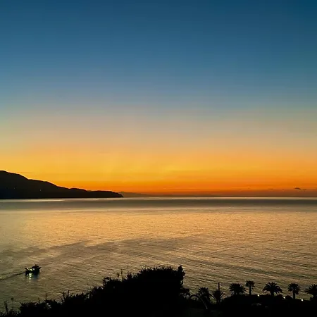 Kalypso Infinity Pool *