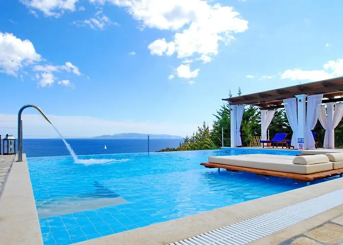 Willa Kalypso Infinity Pool *