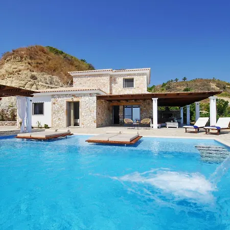别墅 Kalypso Infinity Pool Livathos (Kefalonia)