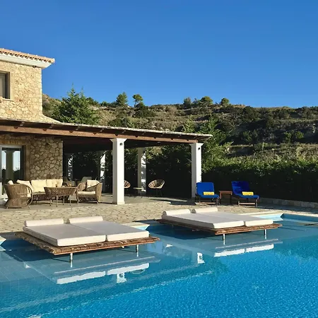 Kalypso Infinity Pool * Livathos (Kefalonia)